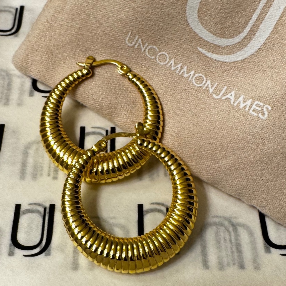✨ Uncommon James Gold Ribbed Hoop Earrings – With Original Box & Pouch